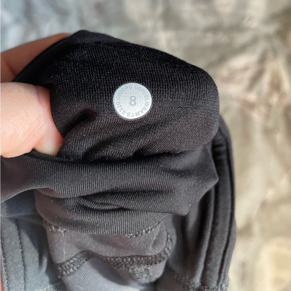 lululemon all the right places - Picture 3 of 3